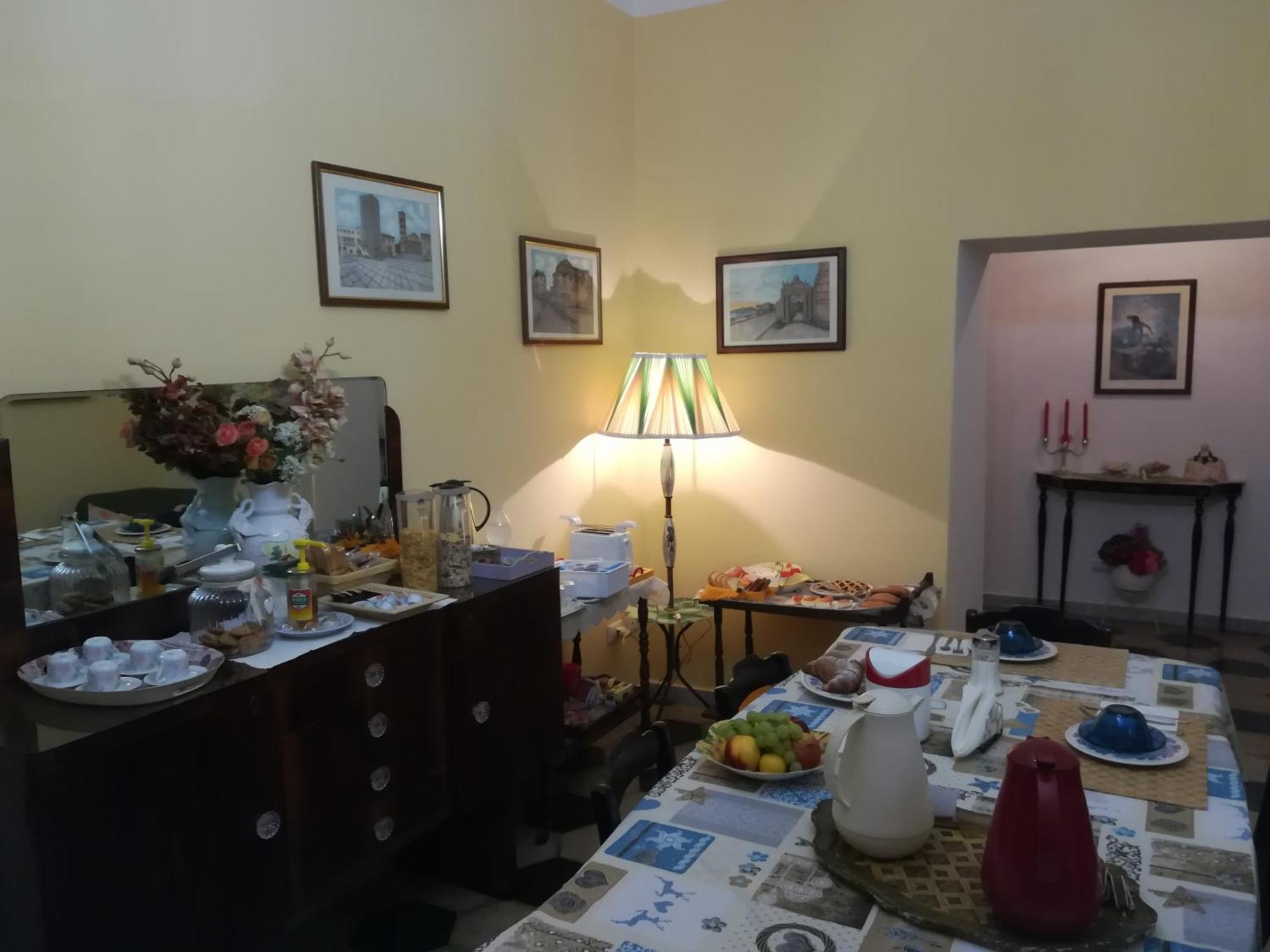 泰拉奇纳Angelina Antica Dimora住宿加早餐旅馆 外观 照片